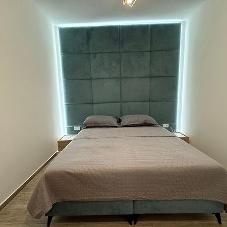 Isla'S Luxurious Seaside Apartments Durrës Extérieur photo