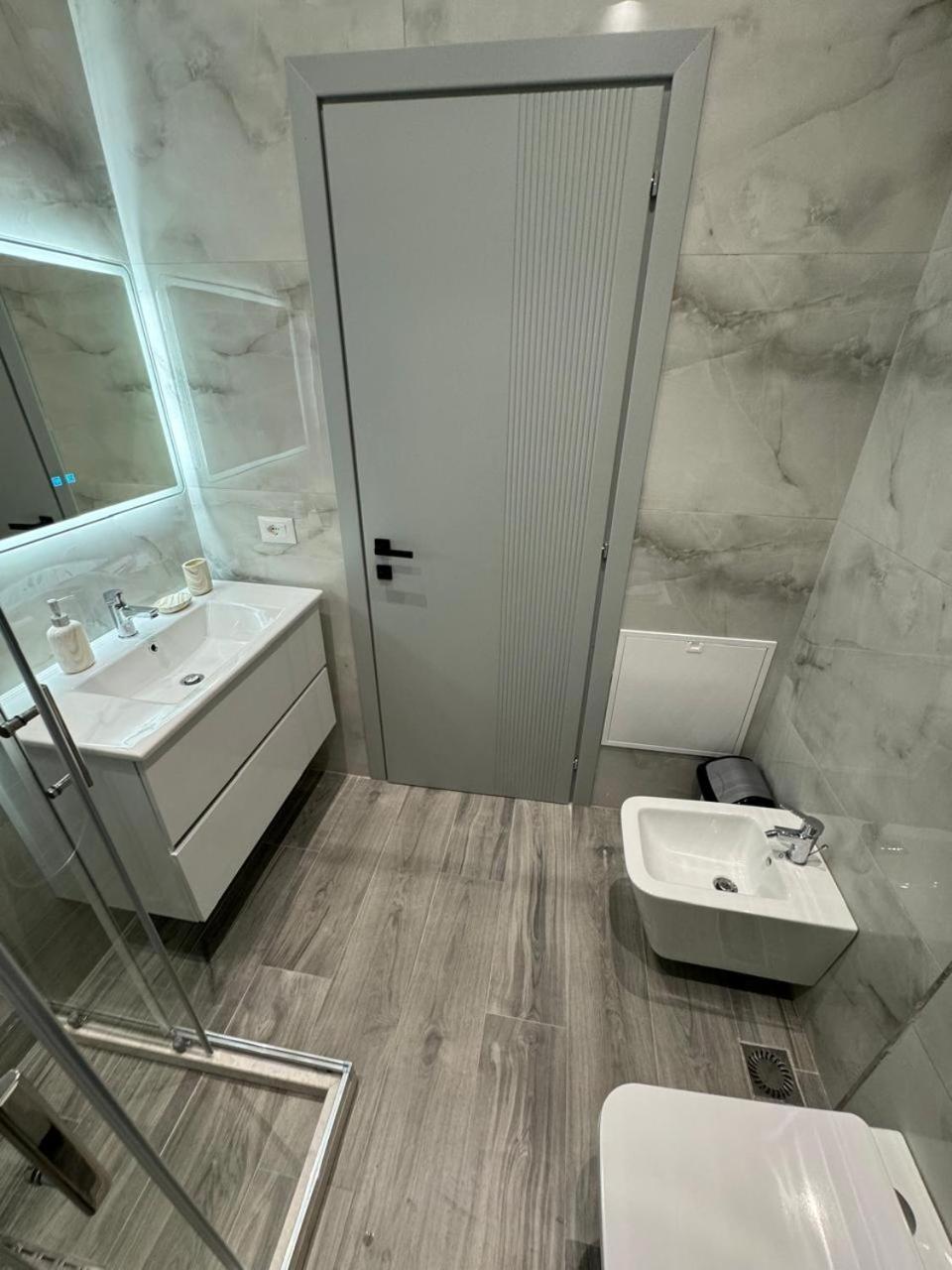 Isla'S Luxurious Seaside Apartments Durrës Extérieur photo