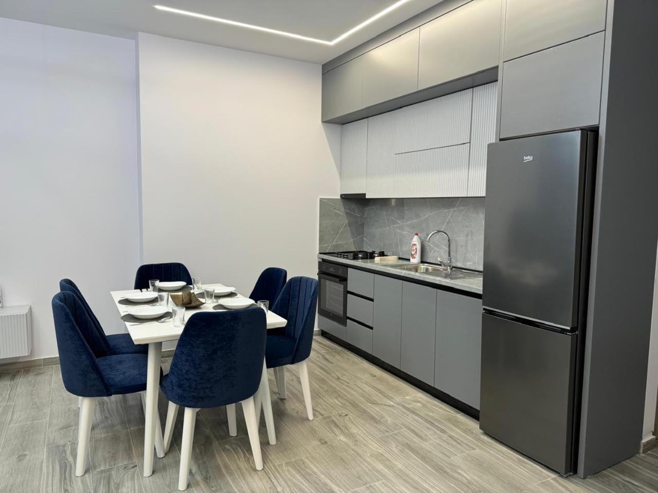 Isla'S Luxurious Seaside Apartments Durrës Extérieur photo